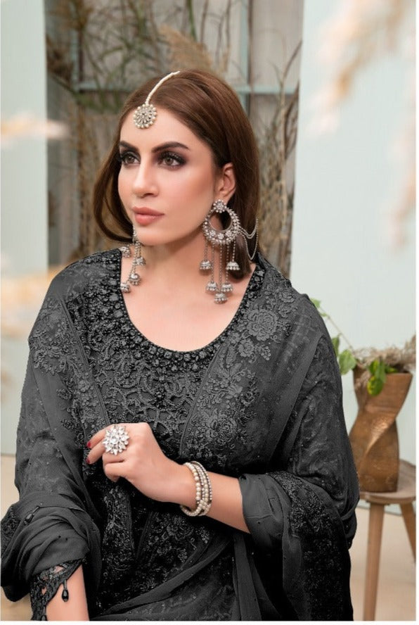 Fepic Rosemeen C 1185 Butterfly Net With Heavy Embroidery Work Pakistani Style Wedding Wear Salwar Kameez