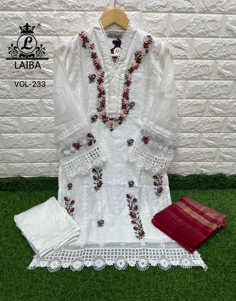 Laiba Am Vol 233 Pure Viscose Embroidered Work Pakistani Pret Kurti