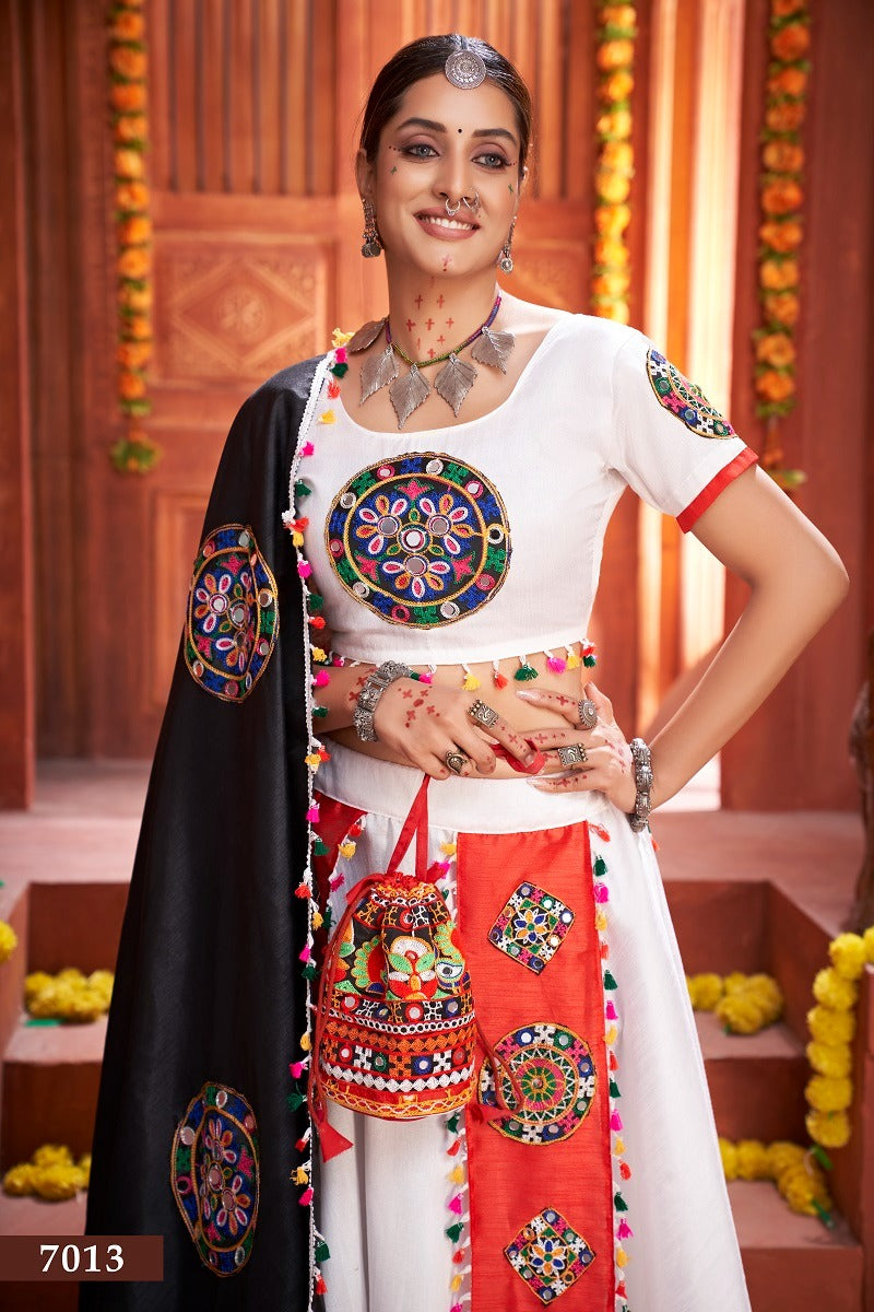 Aawiya Official Rajwadi Vol 3 Art Silk With Embroidry Work Lehnga Choli