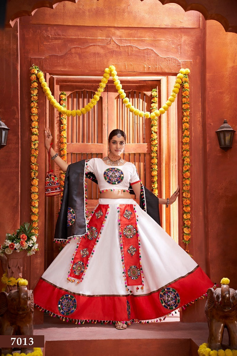 Aawiya Official Rajwadi Vol 3 Art Silk With Embroidry Work Lehnga Choli