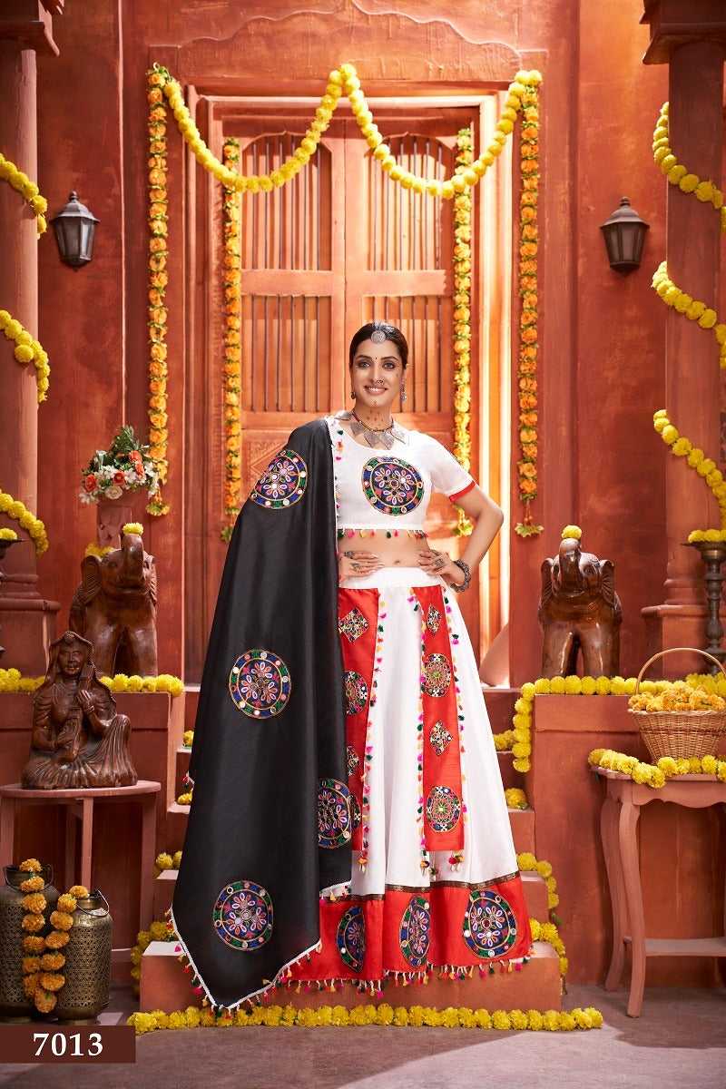 Aawiya Official Rajwadi Vol 3 Art Silk With Embroidry Work Lehnga Choli