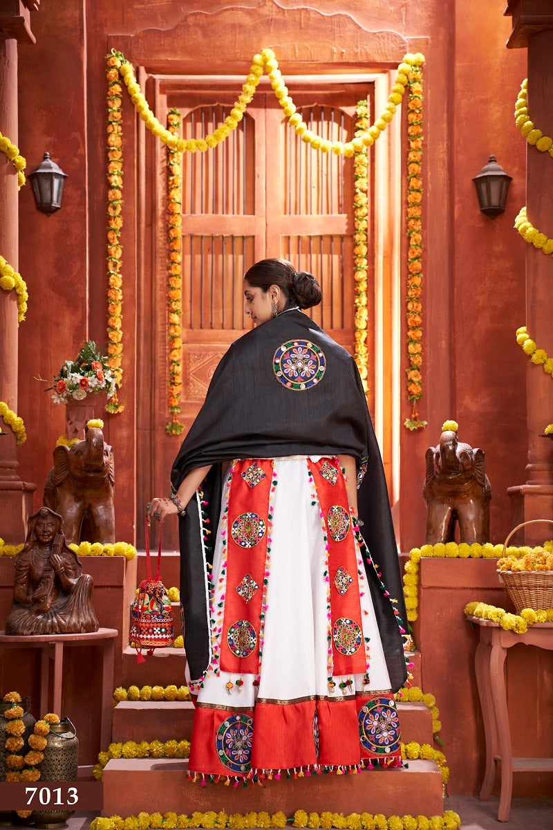 Aawiya Official Rajwadi Vol 3 Art Silk With Embroidry Work Lehnga Choli