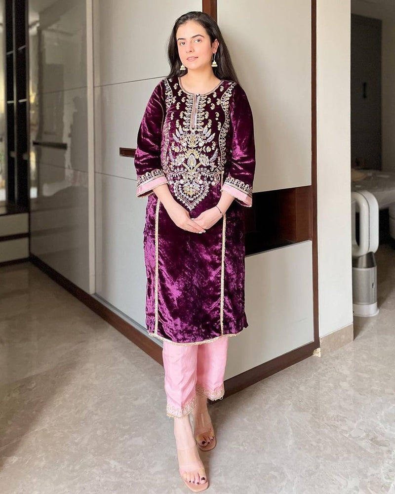 LC D No 1133 Velvet Zari Embroidery Work Fancy Kurti Collection