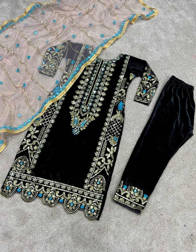 Ssr D No 325 Velvet With Heavy Embroidery Sequence Work Kurti Single