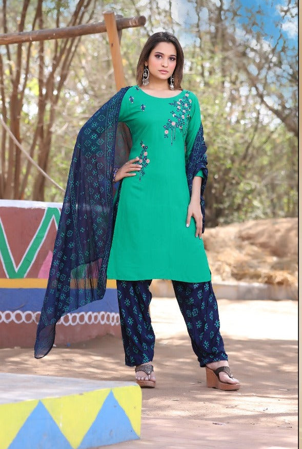 Master Bunty Aur Babli Rayon Stylish Designer Salwar Suit