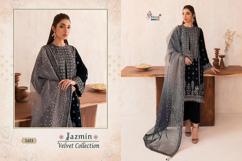 Shree Fabs Jazmin Velvet Collection Velvet With Heavy Embroidery Work Stylish Designer Pakistani Salwar Kameez