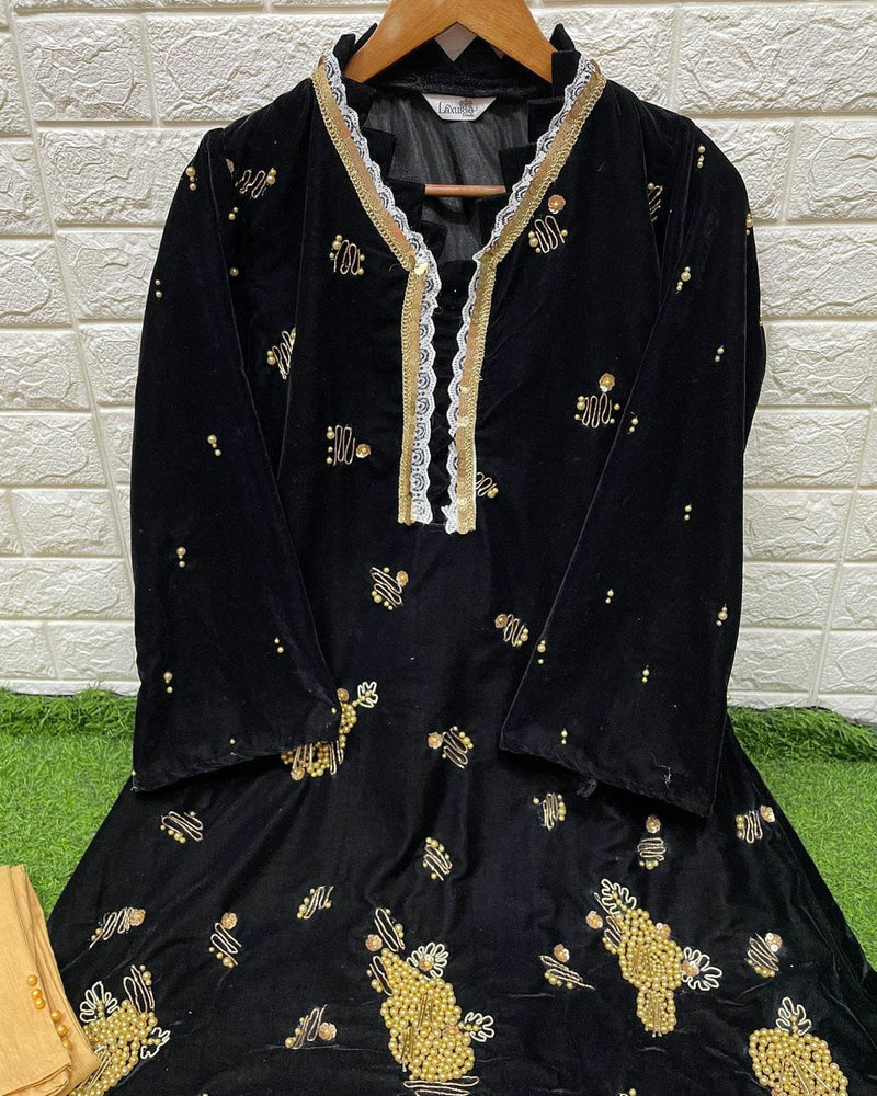Luxury Pret Pure Velvet Stylish Pakistani Wear Readymade Pret Collection