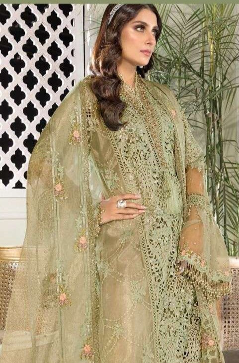 Zarqash Mariya B Heritage Z 2081 Organza Designer Pakistani Style Wedding Wear Salwar Suits