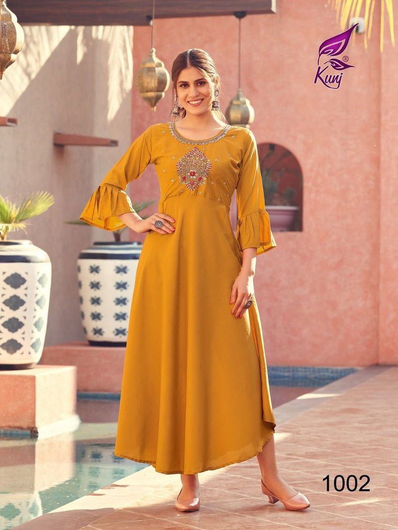 Masak Kali Dno 1001 To 1008 Silk Fancy Wear Stylish Designer Party Wear Long Kurti