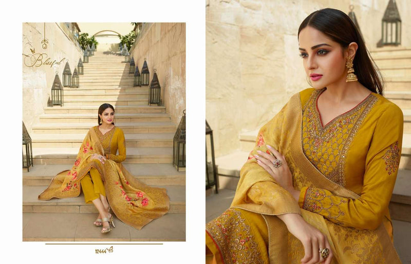 Meera Trendz Zisa Resham Tusser Satin With Embroidery Work Partywear Salwar Kameez