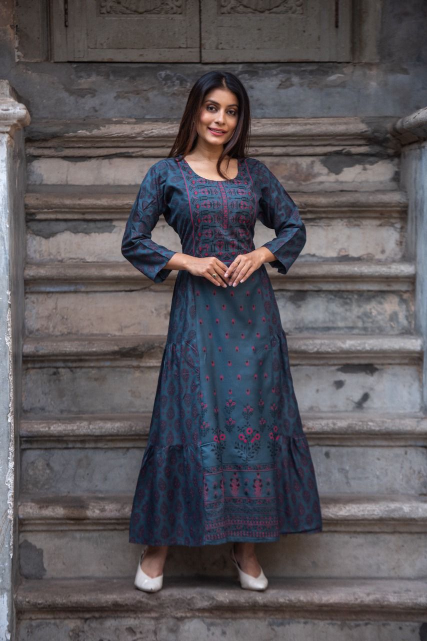 GOLDEN NISHA HEAVY RAYON PRINT WITH EMBROIDERY LONG ANARKALI UMBRELLA STYLE  KURTI MANUFACTURER IN SURAT - Reewaz International | Wholesaler & Exporter  of indian ethnic wear catalogs.