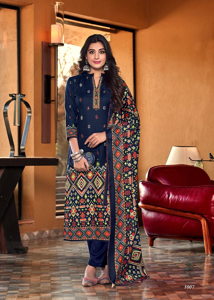 Roli Moli Creation Gulnar Pashmina Jacquard Woolen Winter Wear Salwar Suit