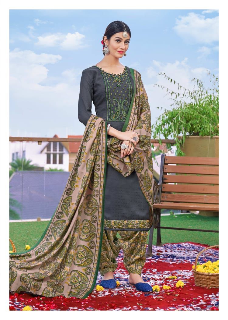 Roli Moli Nazia Pashmina Printed With Embroidery Work Wollen Suits