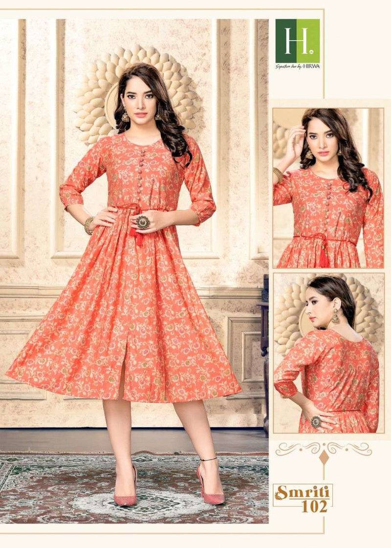 Hirwa Smriti Muslin With Beautiful Printed Work Stylish Designer Casual Look Short Kurti