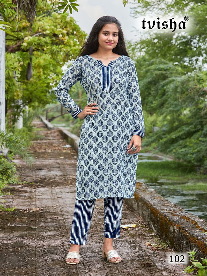 Raashee Tavisha Pure Cotton With Beautiful Work Stylish Designer Casual Look Fancy Kurti